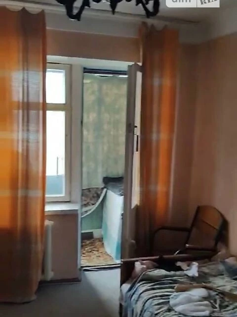 Довготривала оренда 2к квартири на просп. Воскресенський 4 •