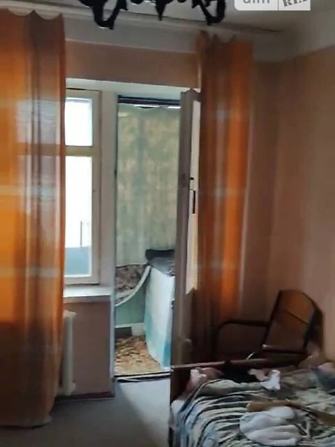 Довготривала оренда 2к квартири на просп. Воскресенський 4 •
