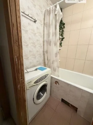Довготривала оренда 1к квартири на просп. Романа Шухевича 24