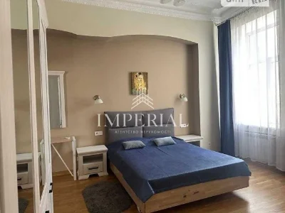 Довготривала оренда 2к квартири на вул. Десятинна 10 • ID 34