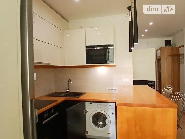 Довготривала оренда 1к квартири на вул. Практична 6 • ID 347