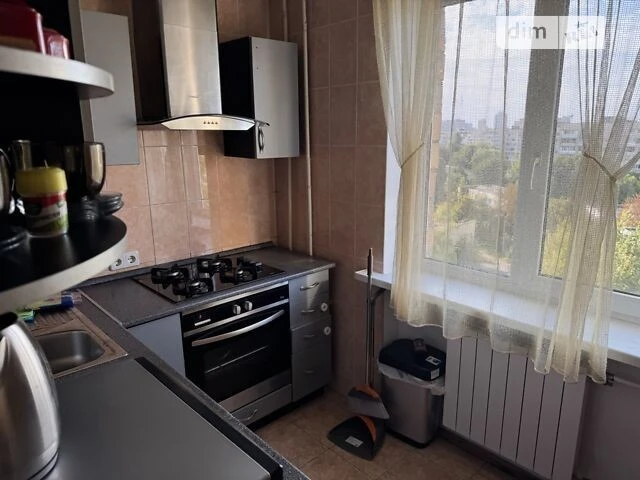 Довготривала оренда 3к квартири на просп. Повітряних Сил 36