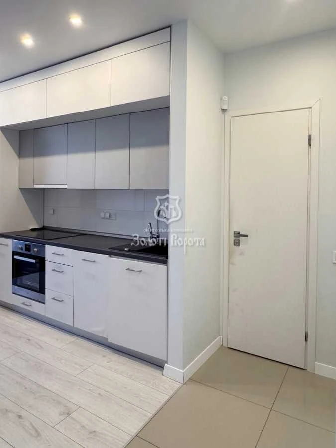 Продаж 1-кімнатної квартири 46.5 м², Генерала Шаповала вул.,