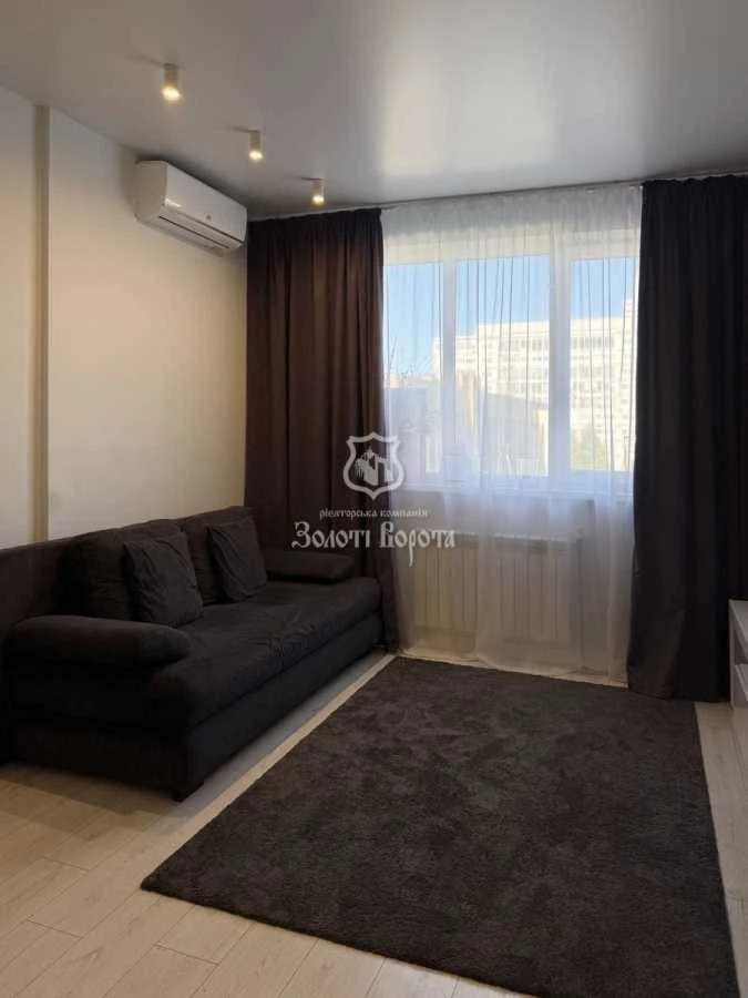 Продаж 1-кімнатної квартири 46.5 м², Генерала Шаповала вул.,