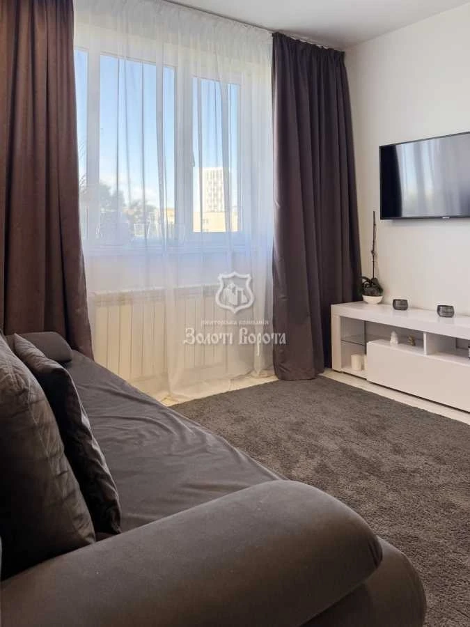 Продаж 1-кімнатної квартири 46.5 м², Генерала Шаповала вул.,