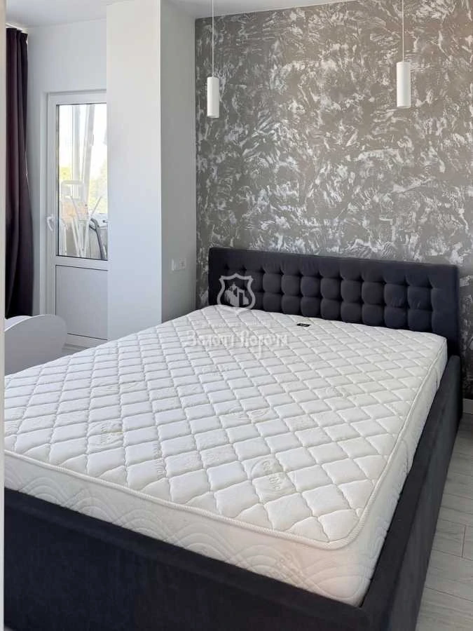 Продаж 1-кімнатної квартири 46.5 м², Генерала Шаповала вул.,