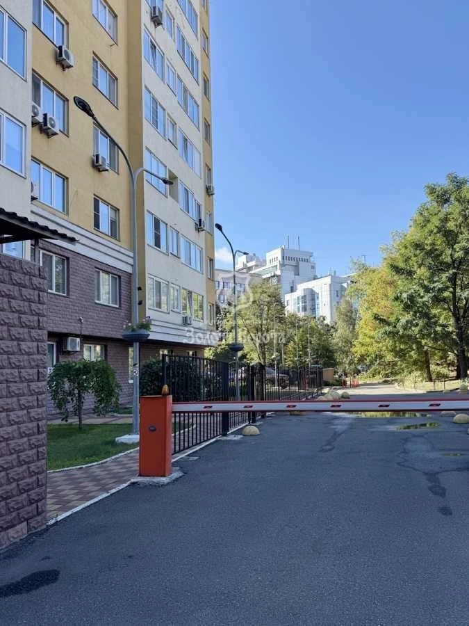 Продаж 1-кімнатної квартири 46.5 м², Генерала Шаповала вул.,