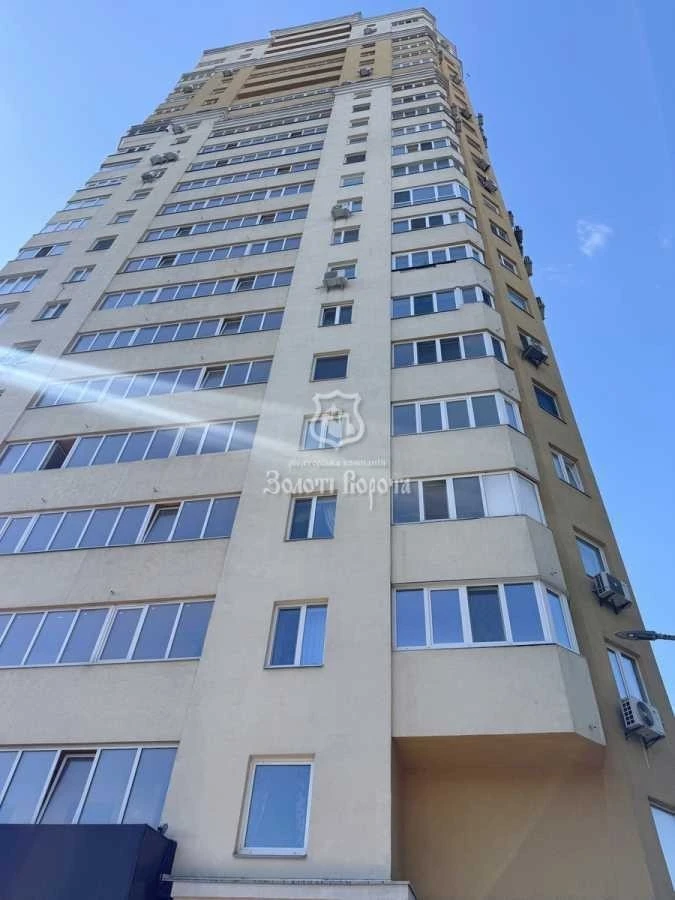 Продаж 1-кімнатної квартири 46.5 м², Генерала Шаповала вул.,
