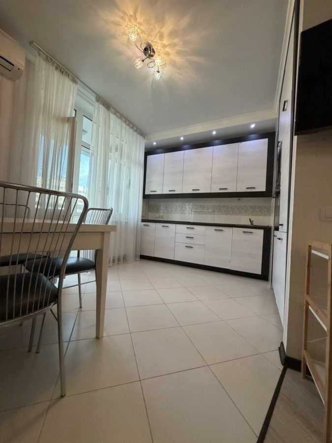 Продаж 1-кімнатної квартири 56 м², Анни Ахматової вул., 22