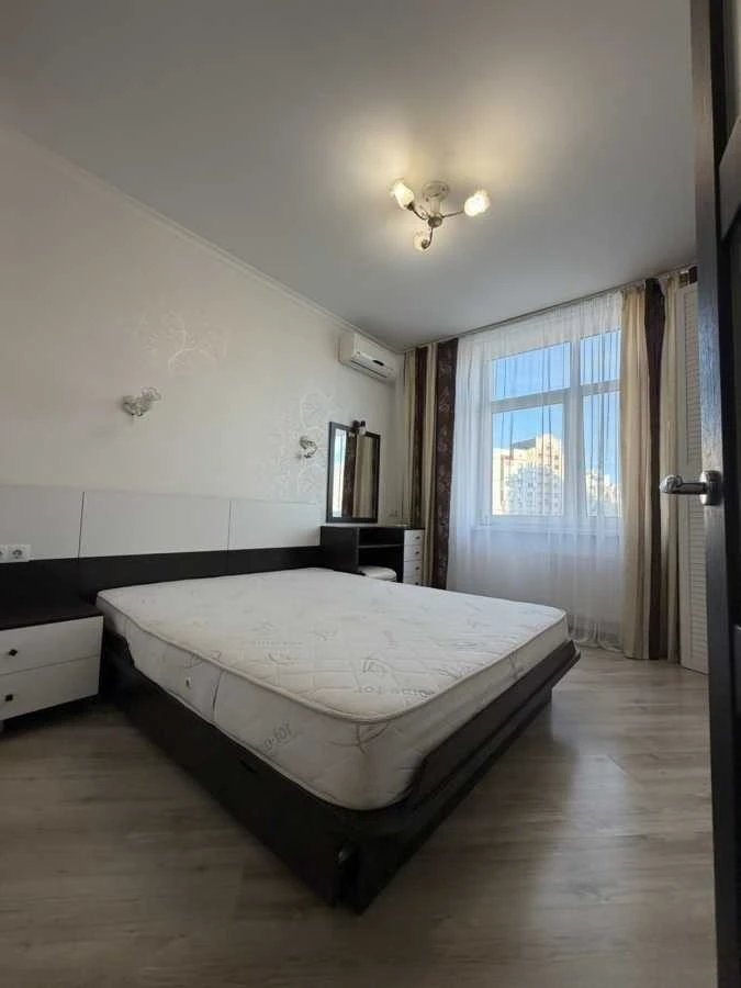 Продаж 1-кімнатної квартири 56 м², Анни Ахматової вул., 22