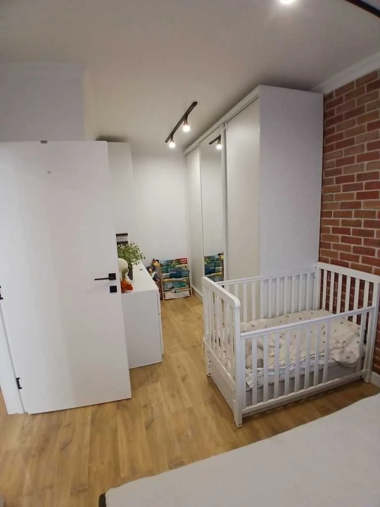 Продаж 1-кімнатної квартири 50 м², Зарічна вул., 2-кор2