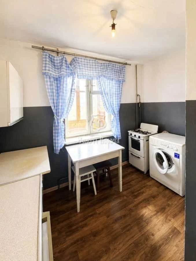 Продаж 1-кімнатної квартири 28.2 м², Космонавта Волкова вул.