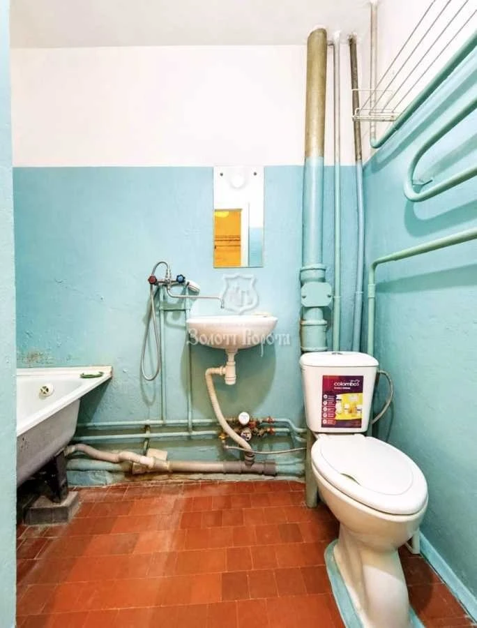 Продаж 1-кімнатної квартири 28.2 м², Космонавта Волкова вул.