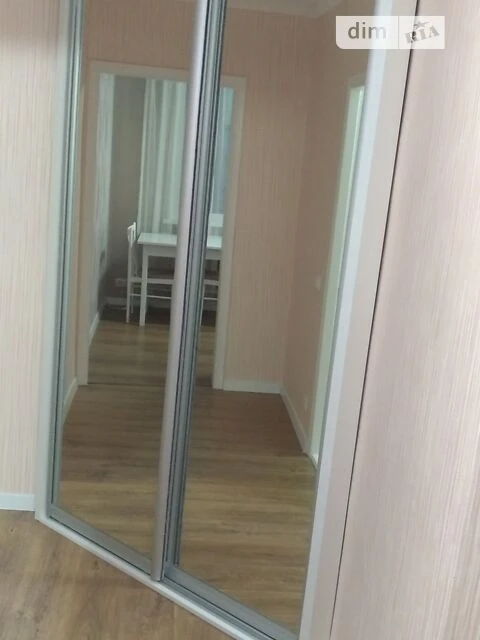 Довготривала оренда 1к квартири на вул. Зодчих 12, кв. 33 •