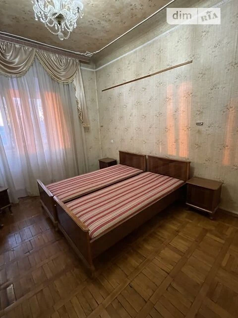 Довготривала оренда 3к квартири на вул. Максима Кривоноса 5/