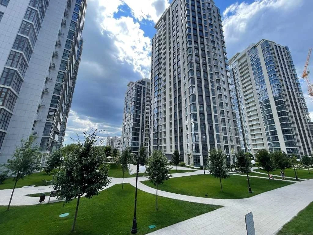 Продаж 3-кімнатної квартири 145.3 м², Андрія Кизила вул., Ве