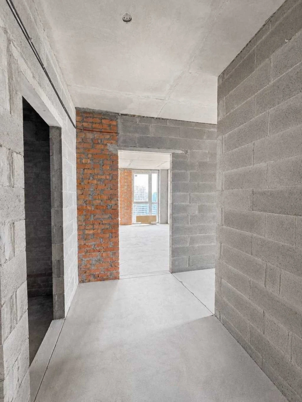 Продаж 2-кімнатної квартири 69.1 м², Всеволода Змієнко вул.,
