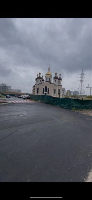 ВЛАСНИК! Без комісії Новий масив Варшавський 33 ! Будинок 10