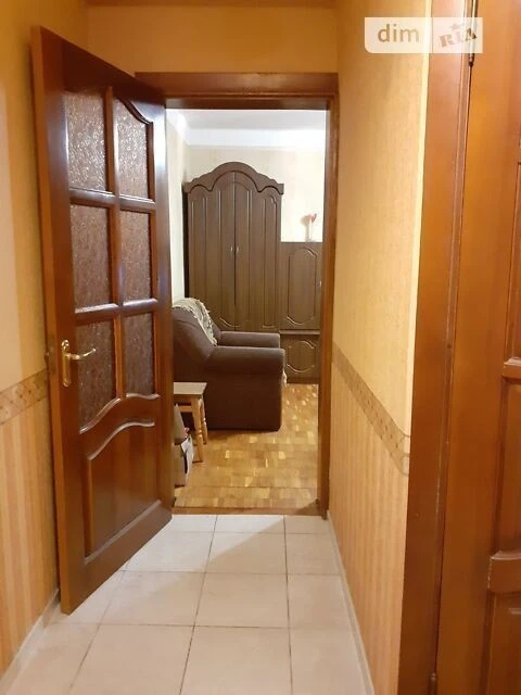 Довготривала оренда 1к квартири на вул. Ореста Левицького 6