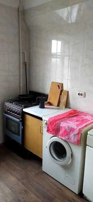 Продаж 1-кімнатної квартири 31.5 м², Лайоша Гавро, 4