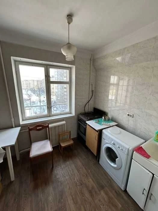 Продаж 1-кімнатної квартири 31.5 м², Лайоша Гавро, 4
