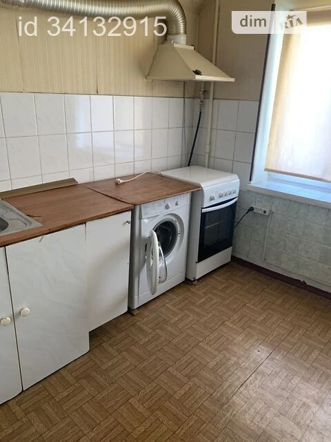 Довготривала оренда 1к квартири на вул. Василя Касіяна 10 •