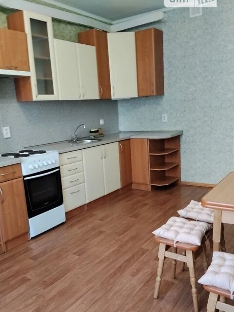 Довготривала оренда 1к квартири на вул. Ахматової Анни 34 •