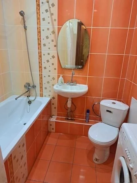 Продаж 1-кімнатної квартири 43.1 м², Урлівська вул., 38А