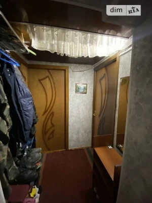 Продаж кімнати 29 кв. м на вул. Миропільська 15А • ID 348358