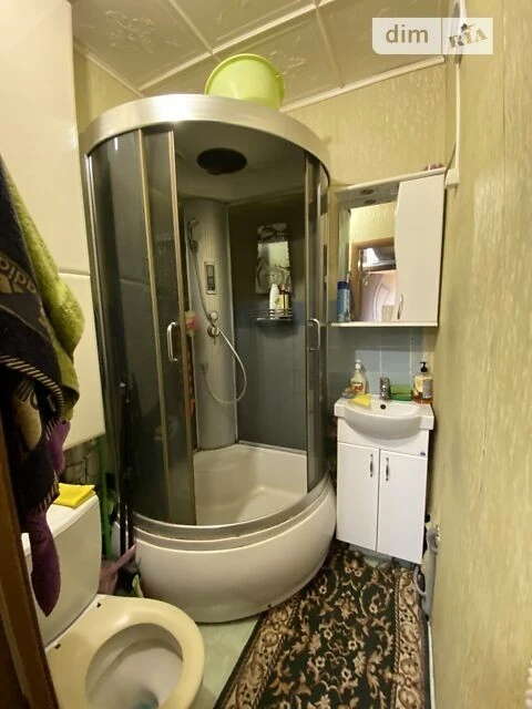 Продаж кімнати 29 кв. м на вул. Миропільська 15А • ID 348358