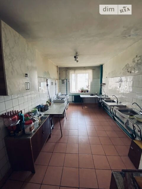 Продаж кімнати 29 кв. м на вул. Миропільська 15А • ID 348358