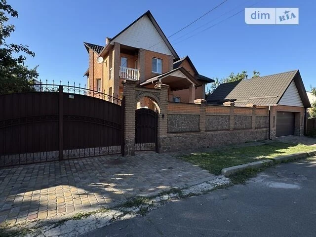 Довгострокова оренда будинку від посередника на вул. Улицька