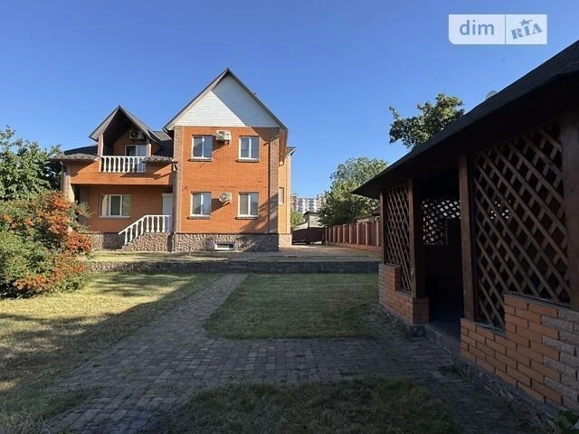 Довгострокова оренда будинку від посередника на вул. Улицька