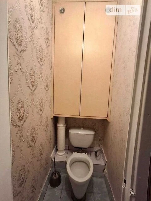 Продаж кімнати 26.8 кв. м на вул. Сержа Лифаря 18 • ID 34738