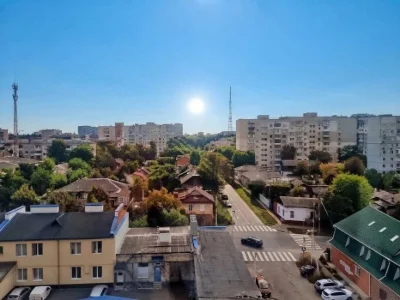 Нова ціна. 1 кімнатна з ремонтом в центрі - новобудова, авто