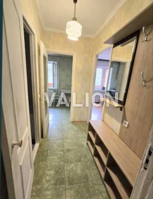 Продаж 1-кімнатної квартири 32.4 м², Горлівська вул., 38/40
