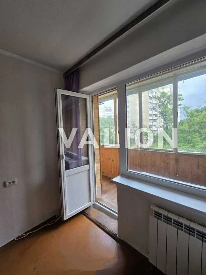 Продаж 1-кімнатної квартири 32.4 м², Горлівська вул., 38/40