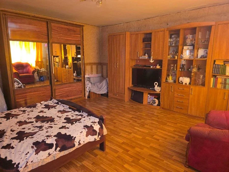(13/И) Терміново! Продам 2-поверховий будинок (квартиру на з