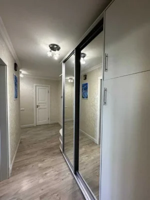 Продам 2-кімнатну квартиру в центрі Полтави
