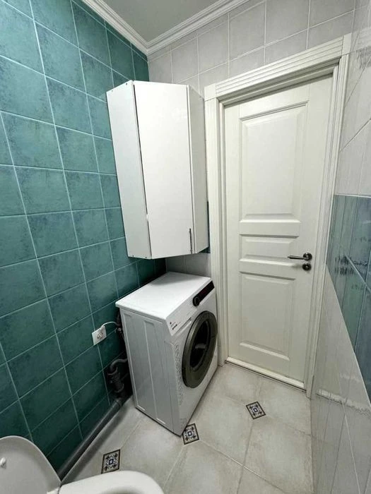 Продам 2-кімнатну квартиру в центрі Полтави