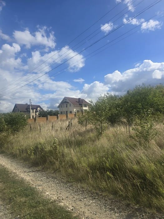 Продаж земельної ділянки в с.Малиничі!