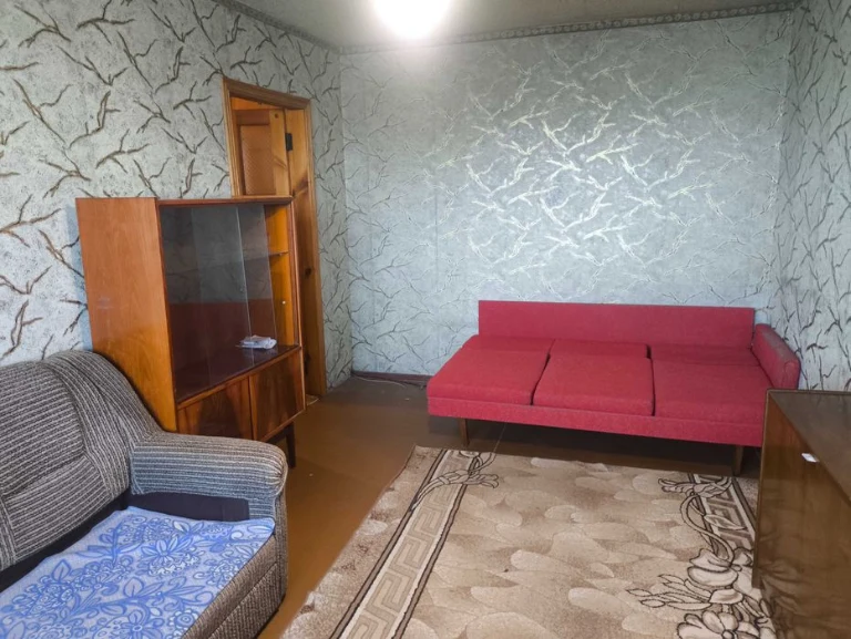 Продам однокімнатну квартиру станція метро Барабашово