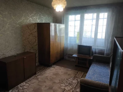 Продам однокімнатну квартиру станція метро Барабашово