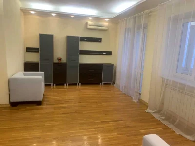 Квартира. Київ, Татарська вул.