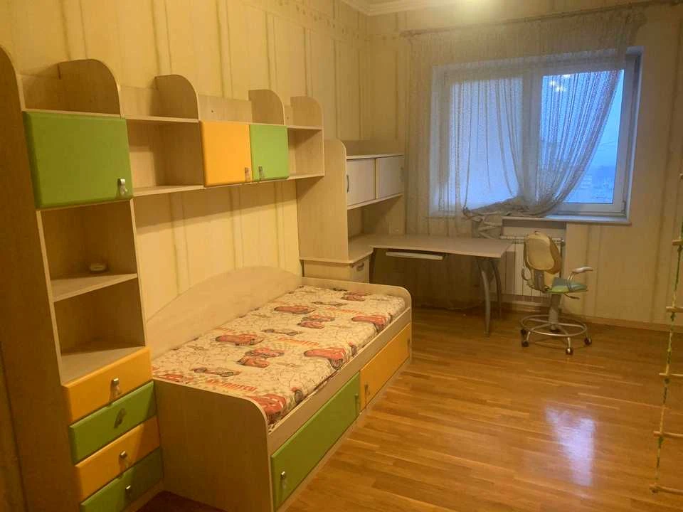 Квартира. Київ, Татарська вул.