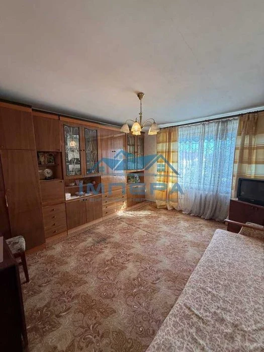 Продам 2-кімнатну квартиру на Мотелі