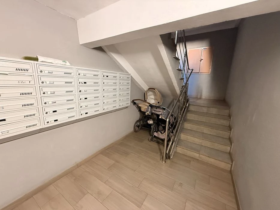 Продаж квартири по вулиці Київська, район Бам, 6 кімнат