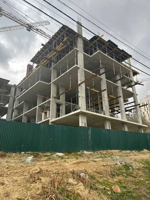 Продаж дворівневоії 2-кім. квартири 75 м² ЖК Lennona Residen