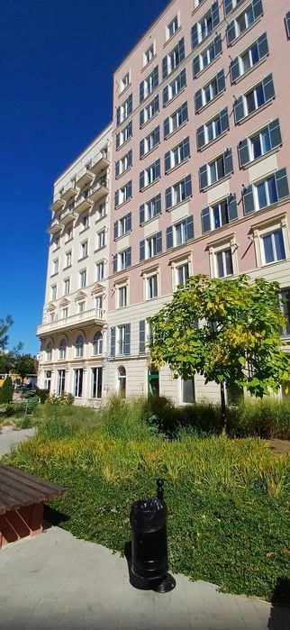 ЖК ВИА РОМА Продам 1 ком есть ГЕНЕРАТОР 52 кв м