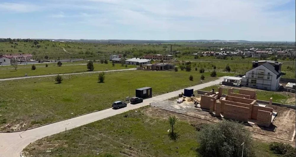 Продам земельну ділянку на Щасливому | новий масив в ідеальн